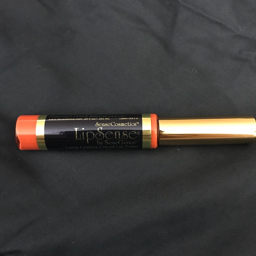 LipSense She’s Apples 🍎 **Brand New & Sealed ** - Picture 3 of 5